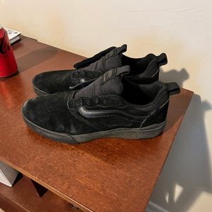 Nice pair of Vans. Like new. Size 10